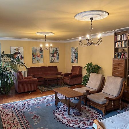 Galeria Vendeghaz Hotel Mezőkövesd Buitenkant foto