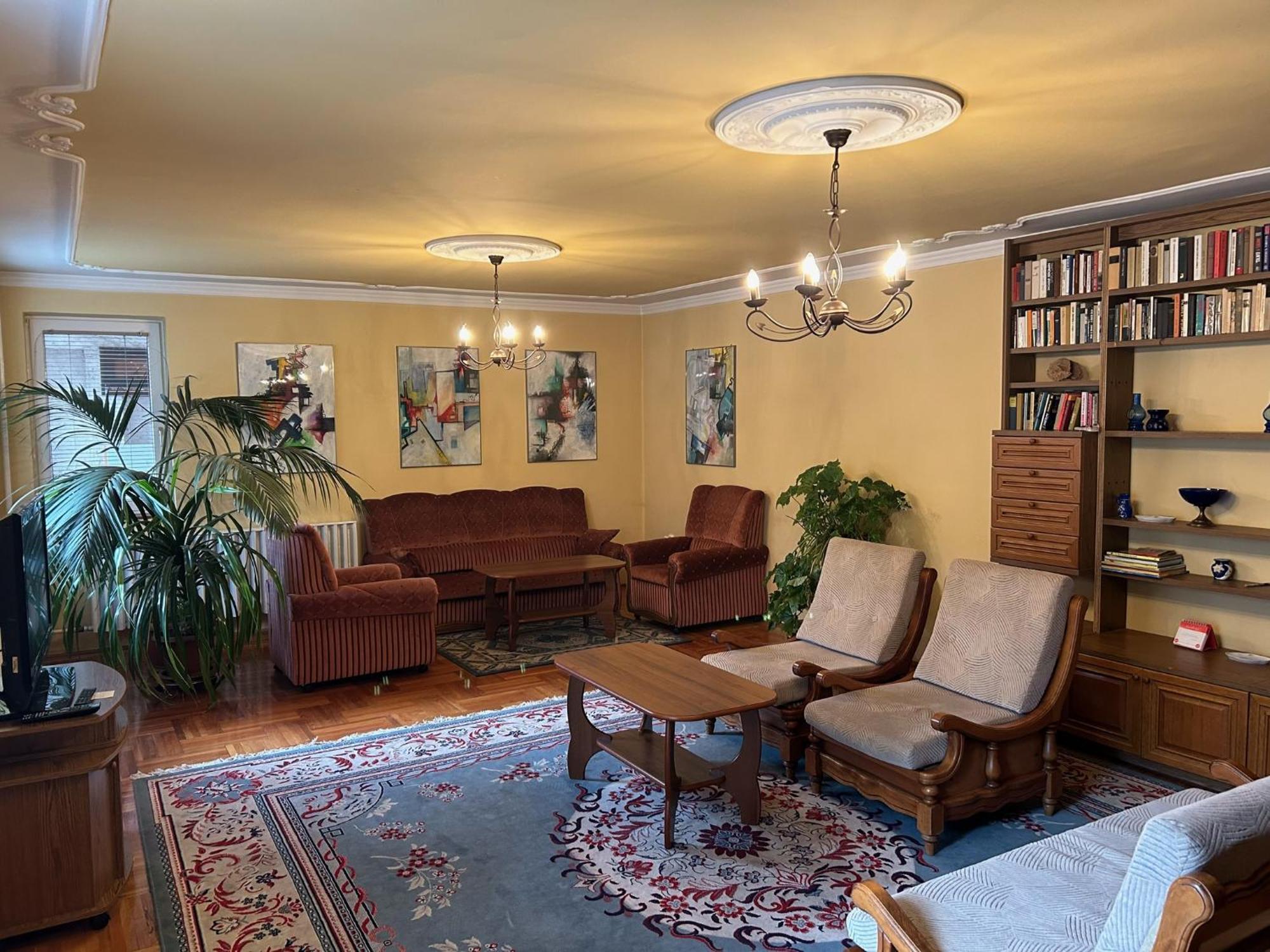 Galeria Vendeghaz Hotel Mezőkövesd Buitenkant foto