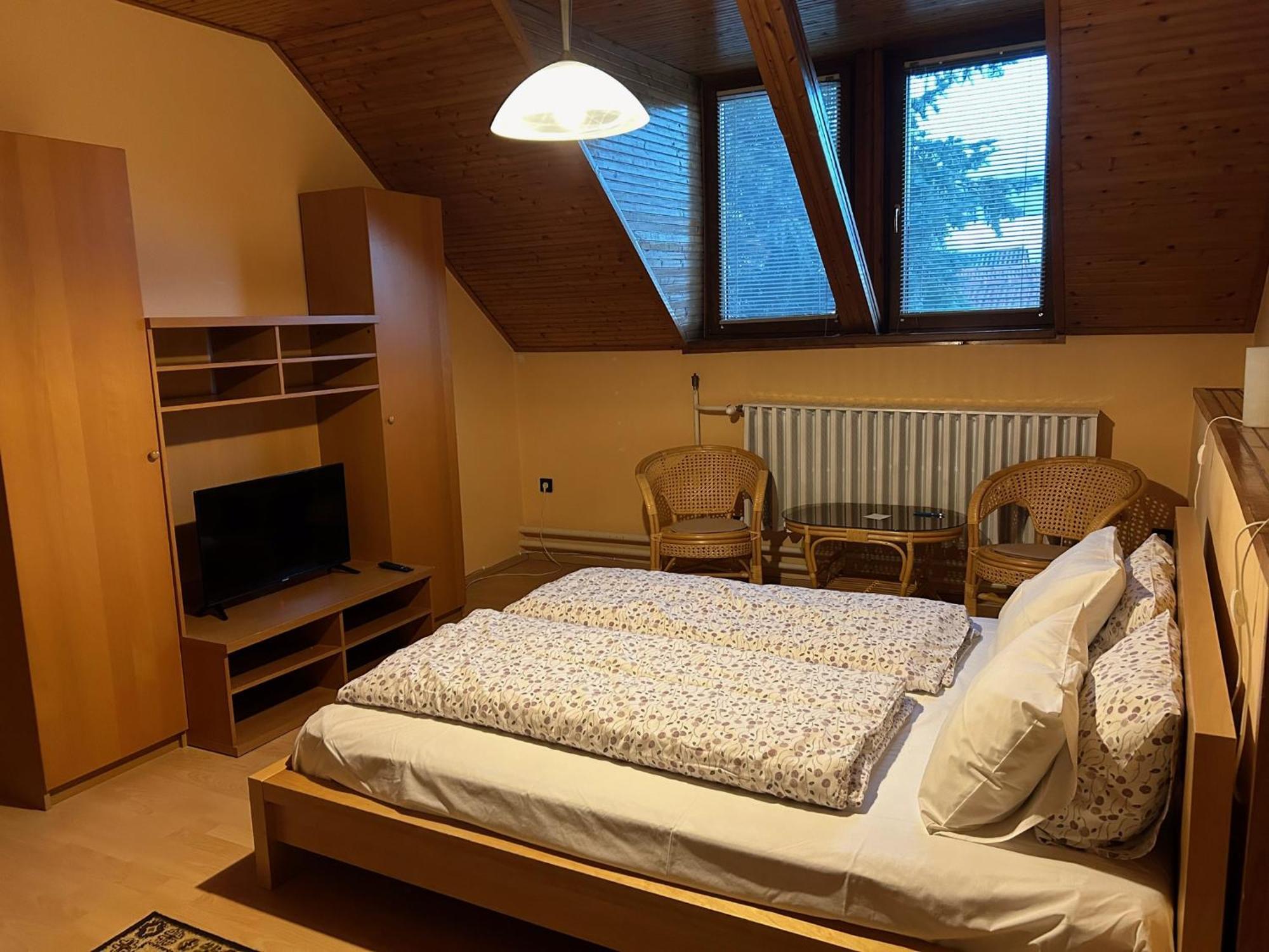Galeria Vendeghaz Hotel Mezőkövesd Buitenkant foto